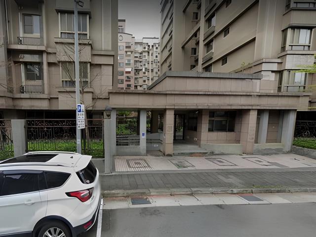 台北文山區法拍華廈-2