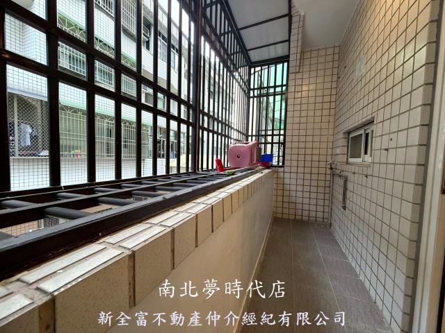 台南安平透天-14