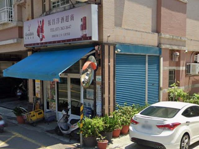 高雄楠梓法拍透天-3