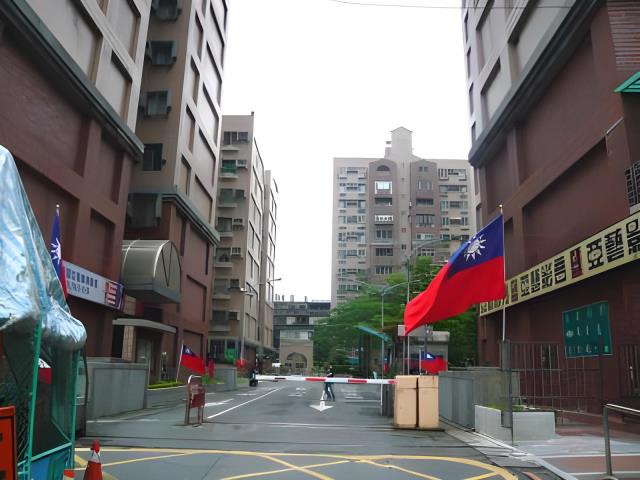 板橋拍賣大樓-6