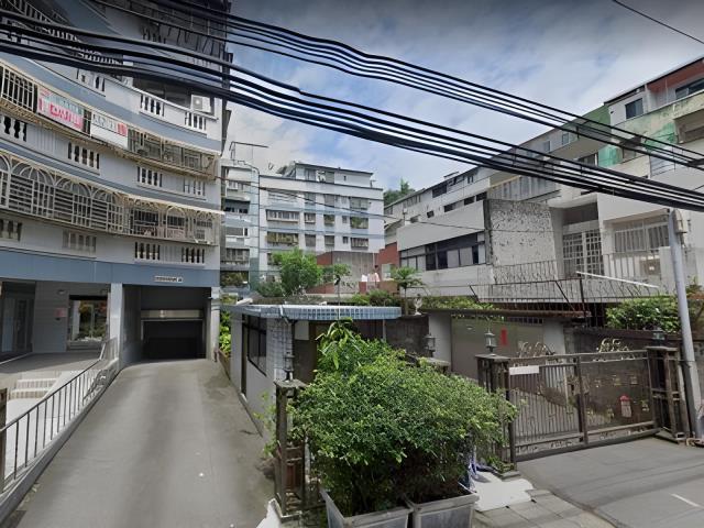 新北新店華廈法拍-2