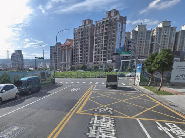 新北五股大樓法拍-3
