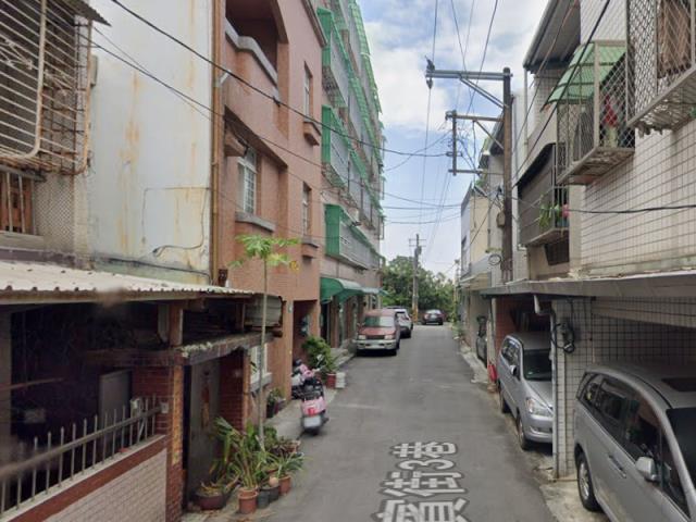 新北鶯歌透天法拍-7