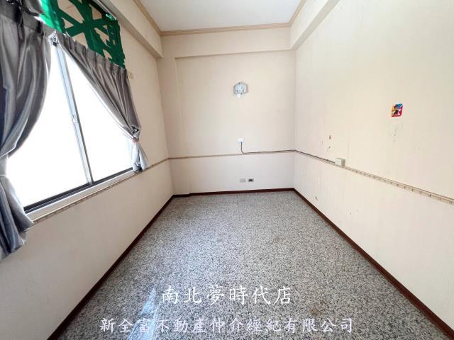 台南南區透天-9
