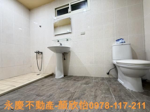 東區透天-11