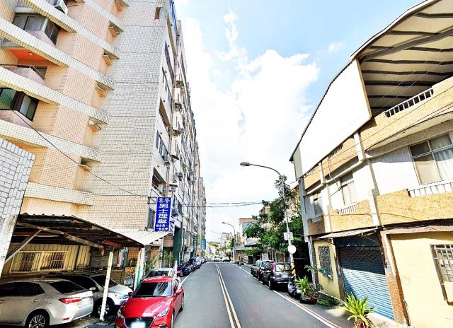 苗栗市中華東街一樓