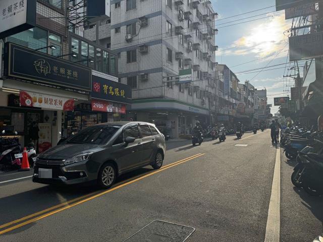 台中龍井透天-1