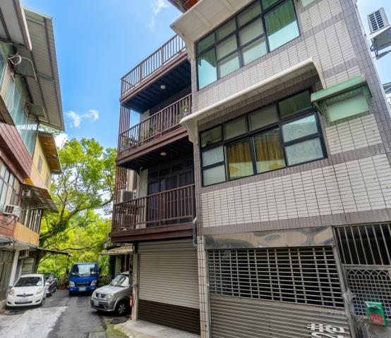 竹東法拍透天-1