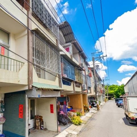 埔里法拍透天-1