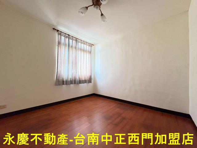 台南南區公寓-7