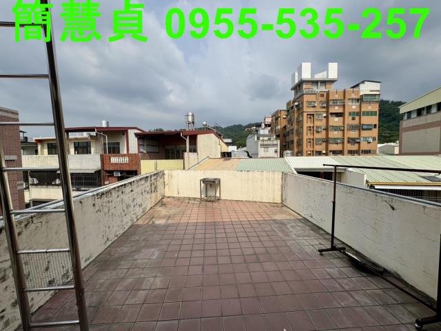 南投草屯透天-8