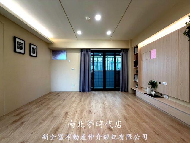 東區華廈-1