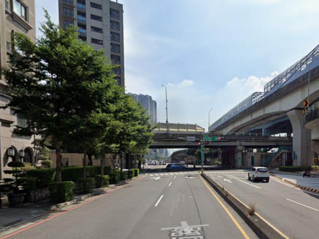 新北三重大樓法拍-7