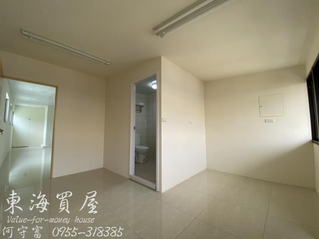 台中龍井透天-1