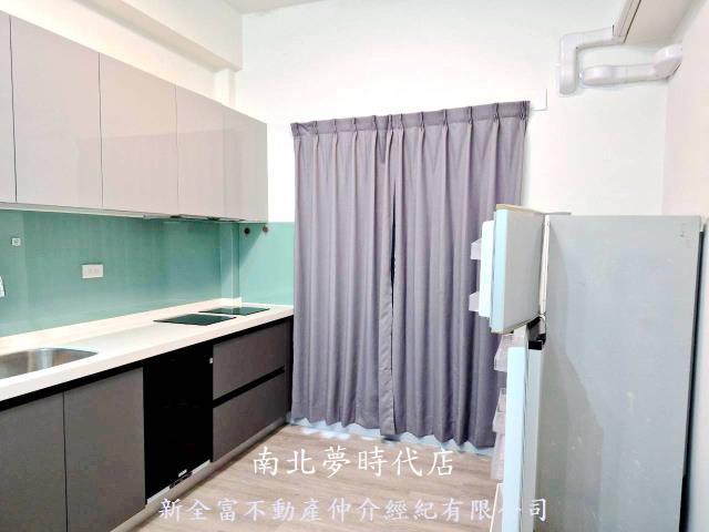 新營華廈-4
