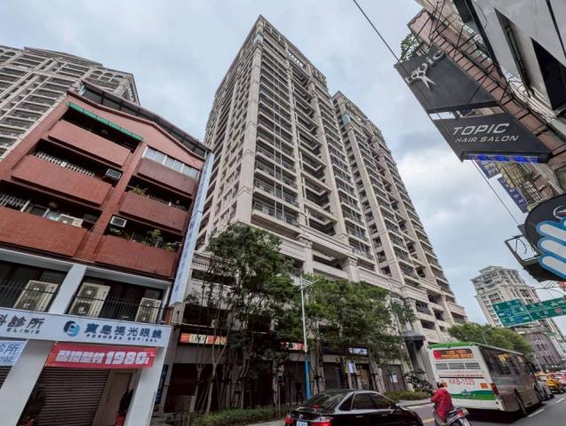 新莊法拍大樓-1