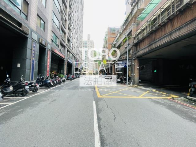 新北新莊拍賣店面-8