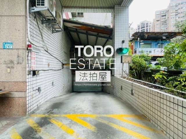 新北新莊法拍華廈-6