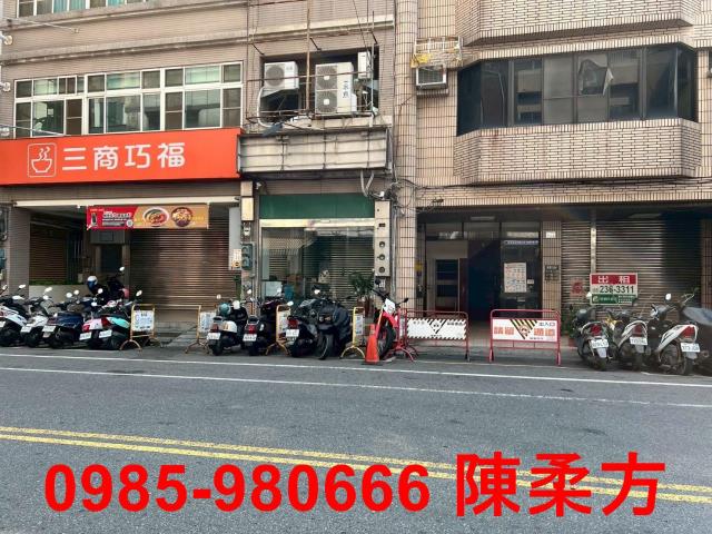 嘉義西區店面-10