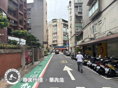 松山華廈法拍-5