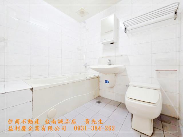 近仁德交流道邊間景觀