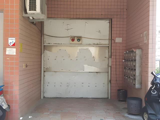 新北鶯歌法拍大樓-4