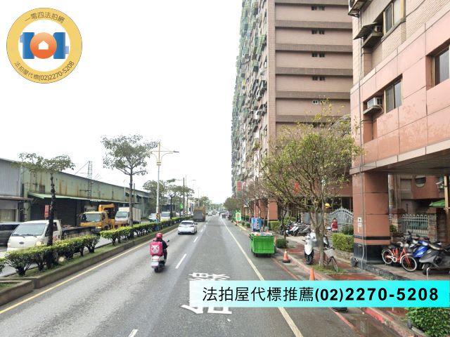 八里法拍大樓-4