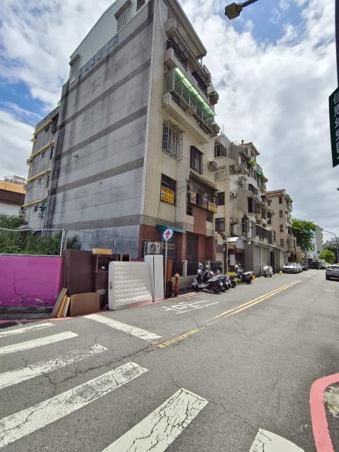 台南中西區大樓-14