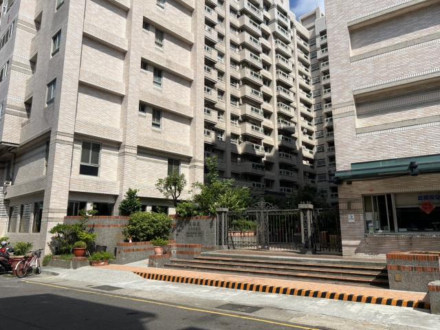 台南中西區大樓-12