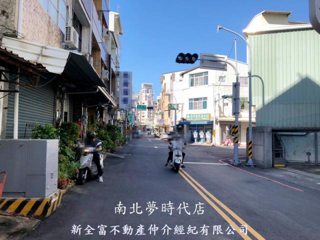 台南北區透天-8