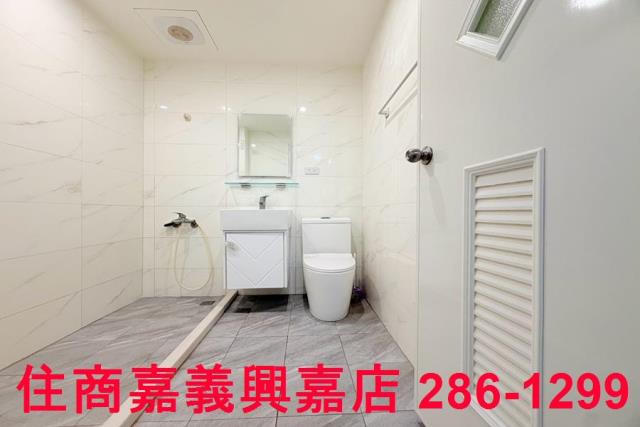 嘉義東區華廈-10