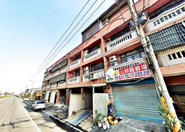 二崙山子門路透天店住