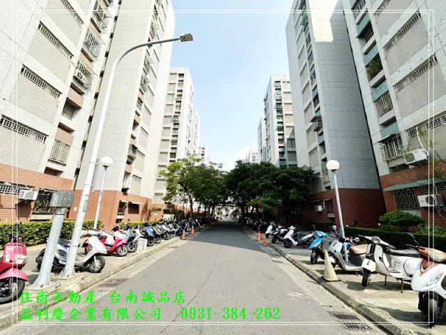 住商不動產台南誠品店