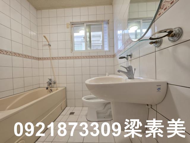 台南東區透天-12