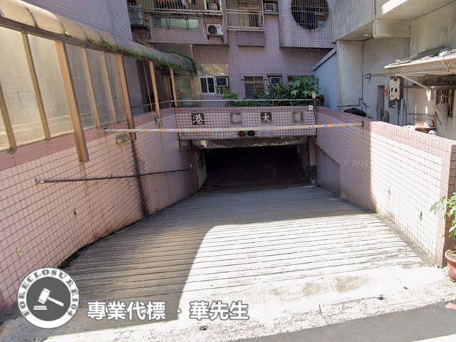 八里法拍大樓-6