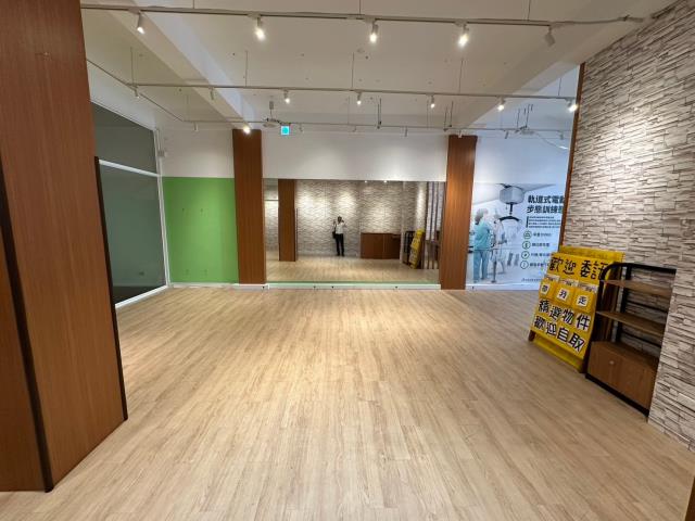 台中西屯透天-12